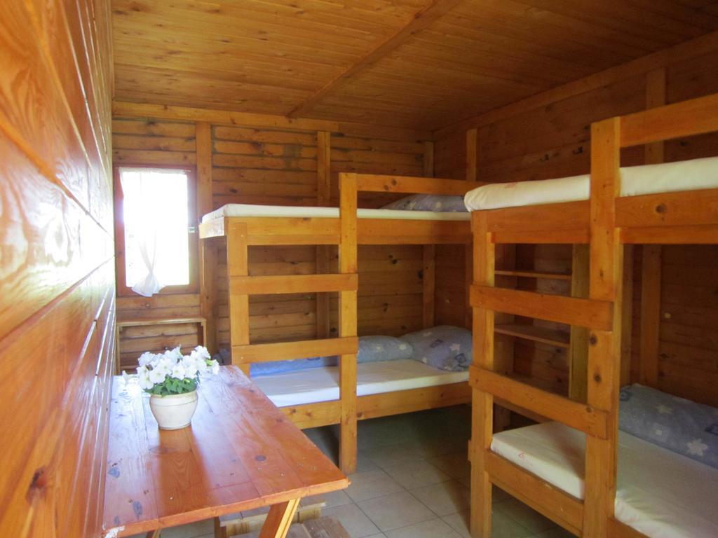 Hotel Sóstói Lovaskemping és Turistaház Nyíregyháza Camera foto